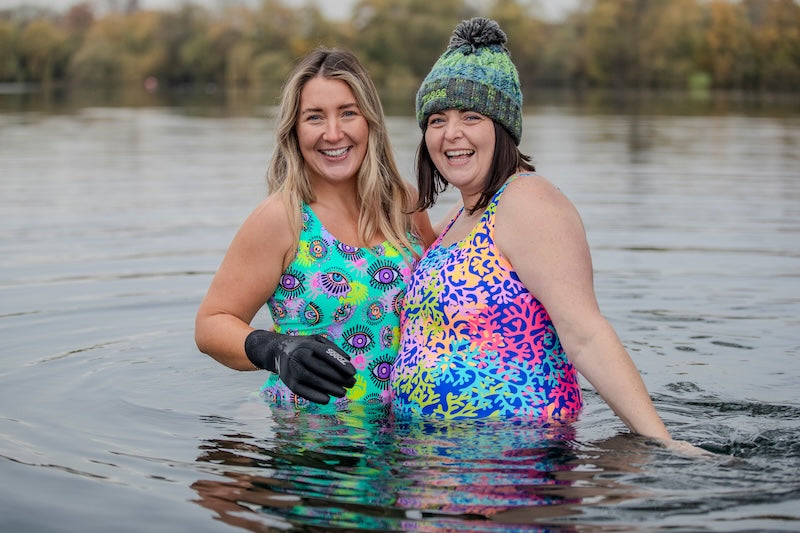 open water swimmers at Shepperton open water swim wearing their thermal swimsuits by Zoggs