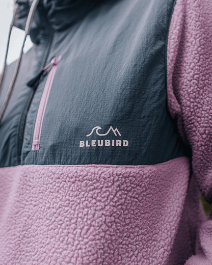 Close up image of the Bleubird Polar Hybrid fleece.