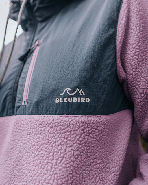 Close up image of the Bleubird Polar Hybrid fleece.