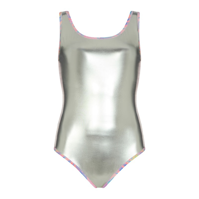 Zoggs silver lined technology for open water swimming.